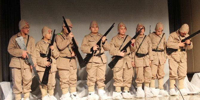 Tosya’da Şehitleri Anma Programı Düzenlendi