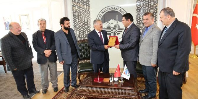 Türkiye Yazarlar Birliği Üyeleri Melikgazi Belediyesini Ziyaret Etti