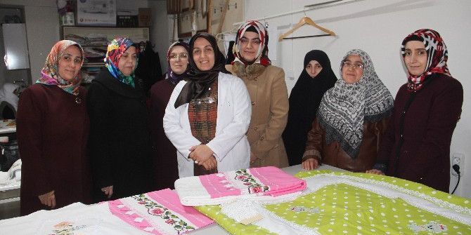 Ev Hanımları, Ev Ekonomisine Katkı Sağlıyor