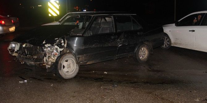 Çan Sanayi Köprüsü Kavşağında Kaza, 1 Yaralı