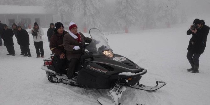 Vali Ahmet Hamdi Nayir: Murat Dağı Kayak Merkezi Sadece Bölgeye Değil, Tüm Dünyaya Hizmet Etmeli