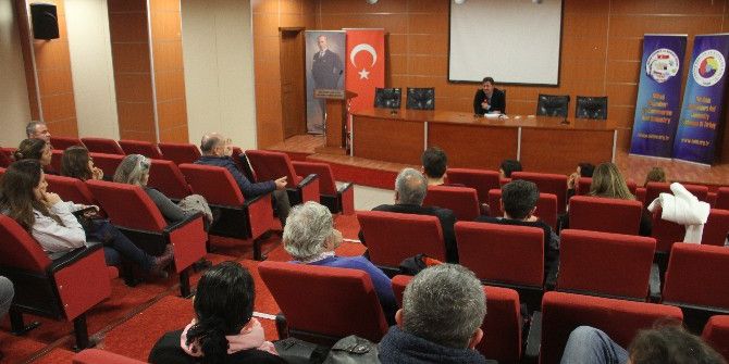 Milas’ta Hekimlere ‘Antibiyotiği Azaltın’ Tavsiyesi