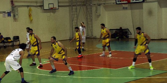 Bağlar Belediyespor Uzatmalarda Mağlup Oldu