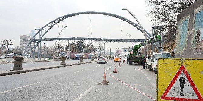 Büyükşehir’den, Yeni Yaya Üst Geçitleri