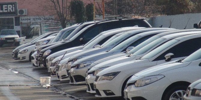 Dövizdeki Yükseliş İkinci El Otomobil Piyasasını Da Vurdu