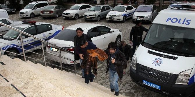 Otomobil Hırsızlığından 5 Kişi Gözaltına Alındı