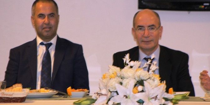 Ayvalık’ta Eski İlçe Milli Eğitim Müdürü Bilen’e Daire Amirlerinden Veda Yemeği