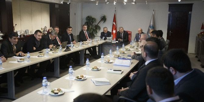 Büyükşehir Ulaşım İçin Çalışıyor