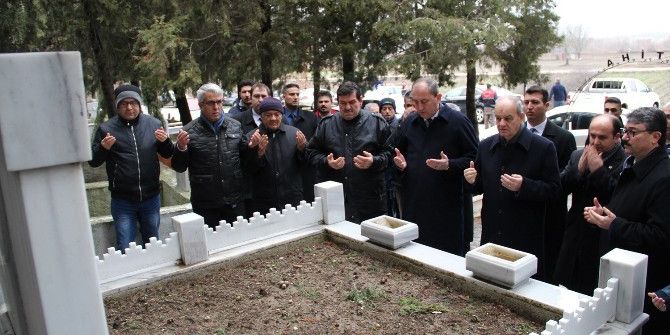 İlker Başbuğ, Bigalı Mehmet Çavuş’un Mezarını Ziyaret Etti