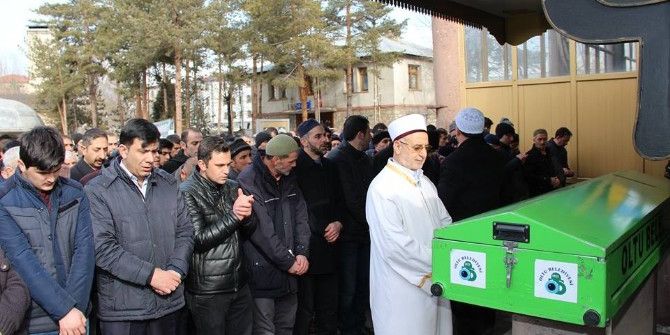 Üzeyir Hoca Son Yolculuğuna Uğurlandı