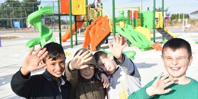 Cumhuriyet Mahallesi Yeni Parka Kavuşuyor