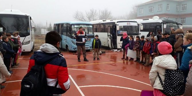 Jandarma’dan Öğrencilere Seminer