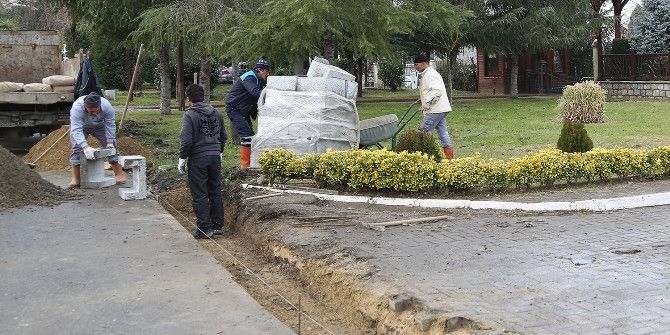 Sapanca Belediyesi Yağmur Suyu Çalışmasına Devam Ediyor