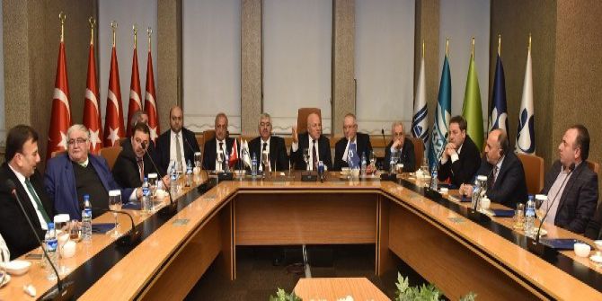 Başkan Sekmen İşadamlarına Ejder3200’ü Anlattı