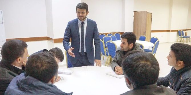 Ak Parti Gençlik Kolları, Başkanlık İçin Gençlerle Bir Araya Geliyor