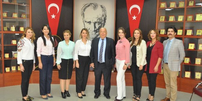 Gkv’li Uzmanlar Öğrenci Ve Velileri Uyardı