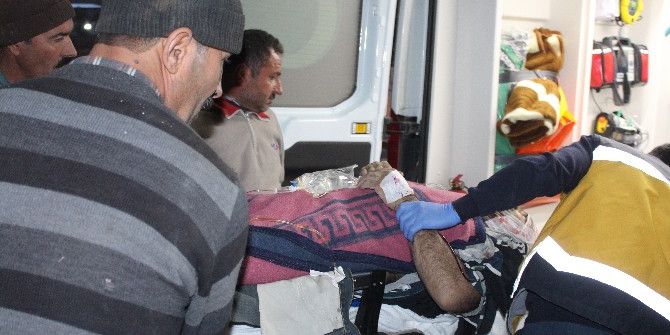 Kahta’da İnşattan Düşen İşçi Ağır Yaralandı