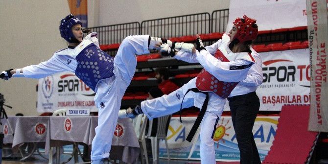 Alanya’da Türkiye Tekvando Şampiyonası