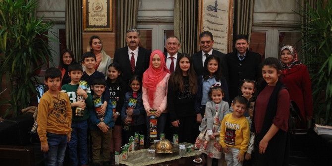 Sevgi Evleri’nde Kalan Çocuklardan Başkan Yılmaz’a Ziyaret