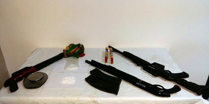 Jandarmadan Eve Baskın