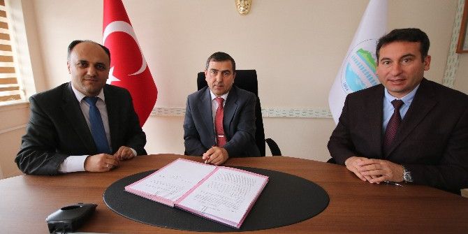 Beyşehir Belediyesi İle Milli Eğitim Müdürlüğü Arasında Protokol