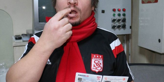 İşitme Engelli Taraftara ’Çirkin Ve Kötü Tezahürat’ Cezası