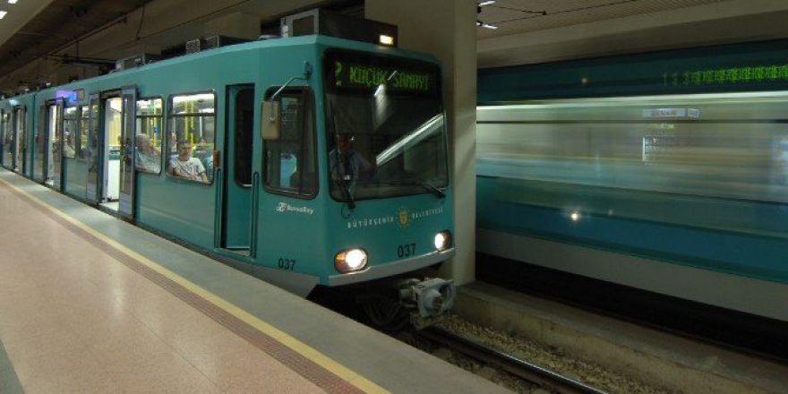 Bursa’da Metro Sabaha Kadar Ücretsiz