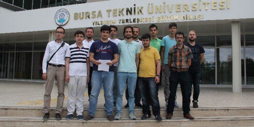 Btü’lü Öğrencilerden Darbe Girişimine Tepki