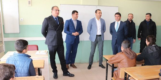 Terör Mağduru Öğrencilerin Karne Heyecanı