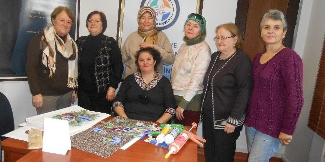 Eskişehir Kent Konseyi Kültür Sanat Çalışma Grubu’ndan Rölyef Kursu