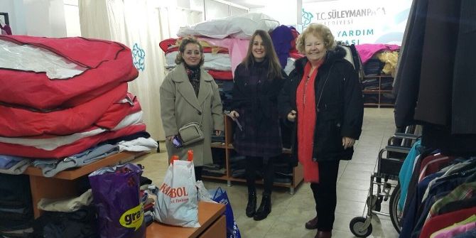 Öğrencilerden İhtiyaç Sahiplerine Kıyafet Desteği