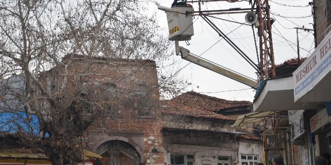 Tarihi Han Yıkılması Tehlikesi Yaşadı