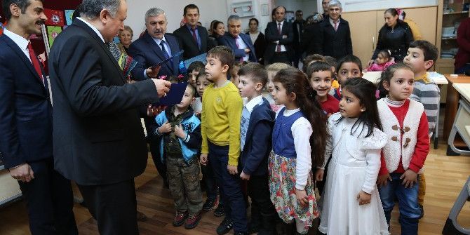 Karneler Vali Doğanay’ın Elinden