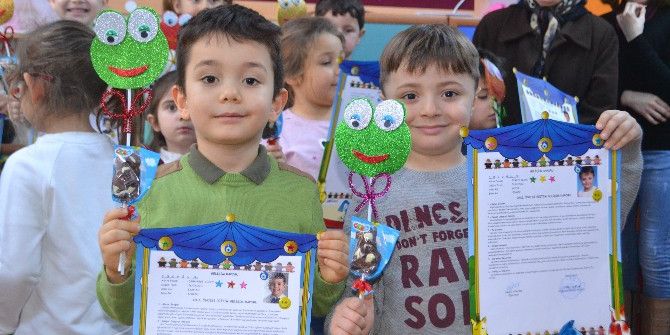 İlk Karne Almanın Mutluluğunu Yaşadılar