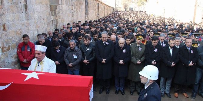 Şehit Demir Nevşehir’de Son Yolculuğuna Uğurlandı