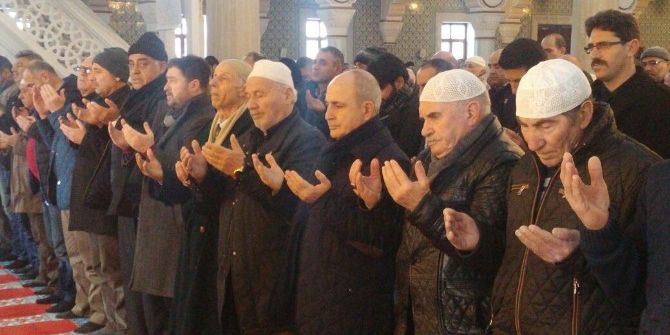 Beşiktaş Şehitleri İçin Büyükçekmece’de Mevlit Okutuldu