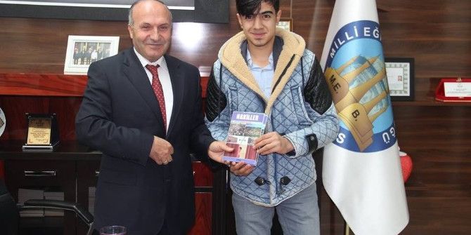 Genç Yazardan Müdür Korkmaz’a Ziyaret