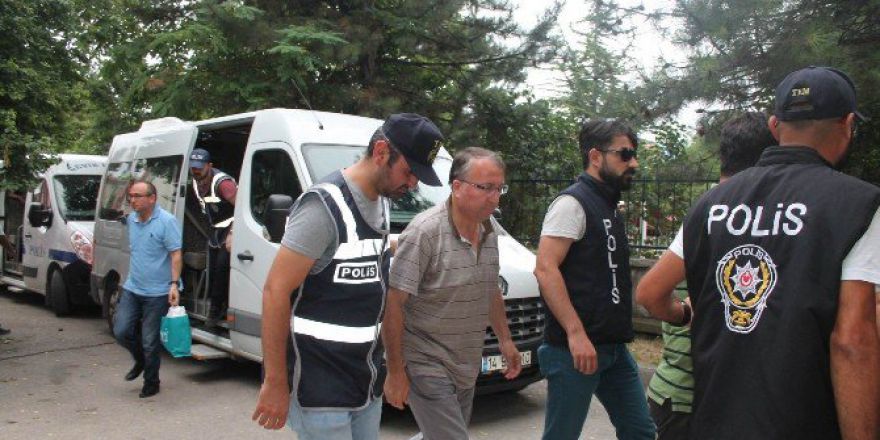 Bolu’da 16 Hakim Ve Savcı Adliyeye Çıkartıldı