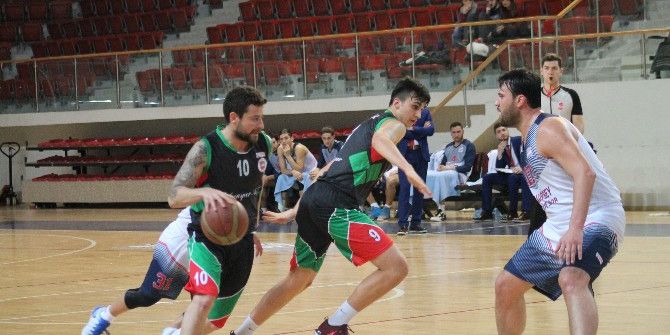 Zaza Enden Yalnız Kaldı