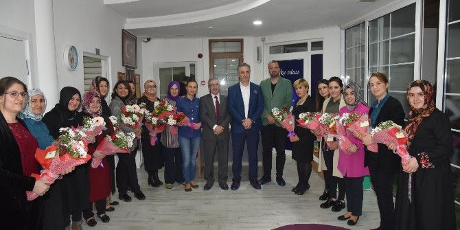 Yunusemreli Miniklerin Karne Heyecanı