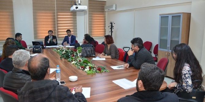 Müdür Bozçelik, Kreş Ve Gündüz Bakımevi Temsilcileriyle Bir Araya Geldi