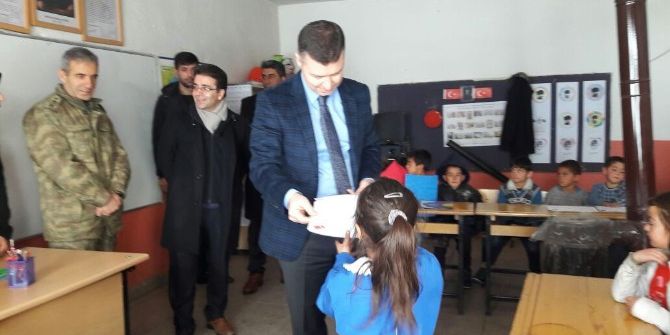 Hamur’da Karne Dağıtım Töreni