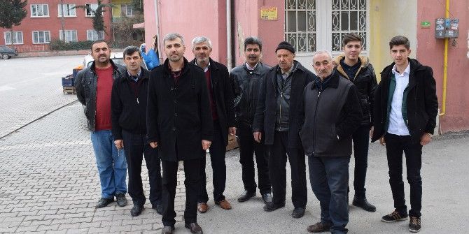 Elektrik Kesintileri Mahalleliyi Bezdirdi