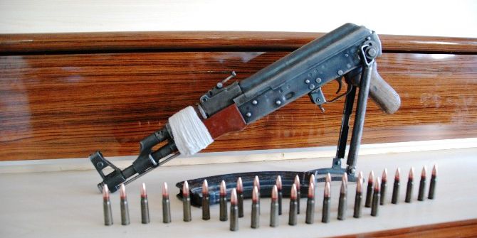 Gaziantep’te Bir Evde 1 Kaleşnikof Ve 30 Mermi Ele Geçirildi