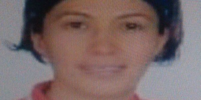 Mezarlıkta Kendini Asarak İntihar Etti