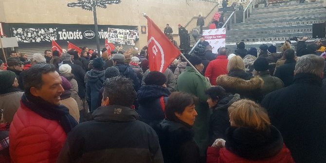 Macaristan’da Metro Protestosu