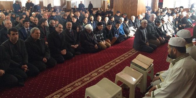 Van’da Şehitler İçin Mevlit Okutuldu