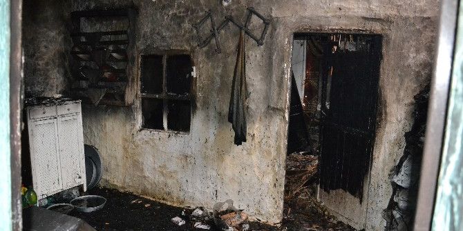 Saruhanlı’da Ev Yangını: 1 Ölü