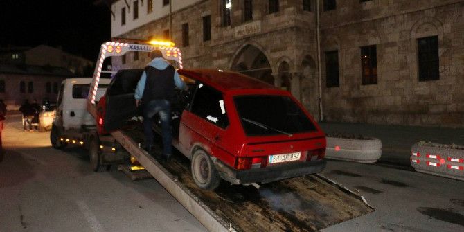 Sivas’ta Polisten ’Şok’ Uygulama