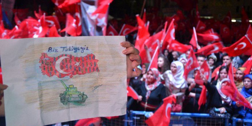 Eskişehir Demokrasi Nöbetinin 5. Gecesinde